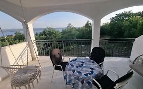 Apartmani Lucija