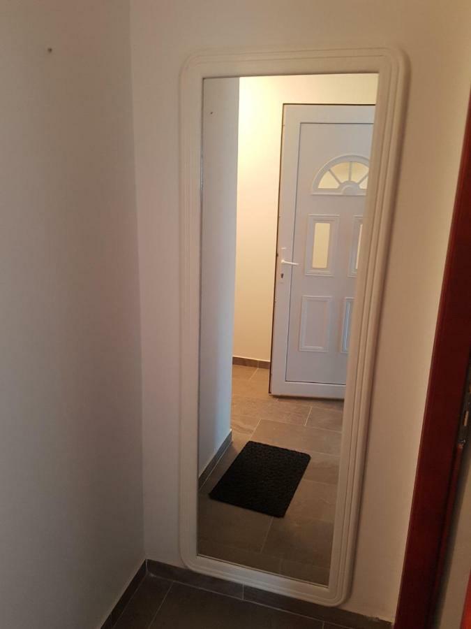 Apartmani Lucija Maslenica Kültér fotó